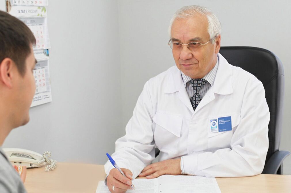 Visiting a doctor for prostatitis